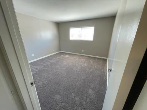 301-307 Avocado St., Costa Mesa, CA 92627